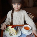 آناستاسیا کنیازوا دختر بچه ‌ی شش ساله ‌ی روس