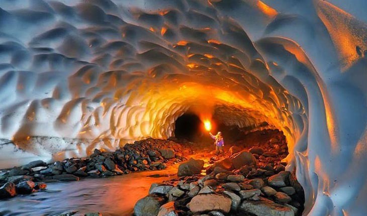 غار یخی چما در چهارمحال و بختیاری