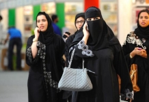 آزادی‌های جدید زنان عربستان در سواحل / زنان میتوانند بیکینی بپوشند!