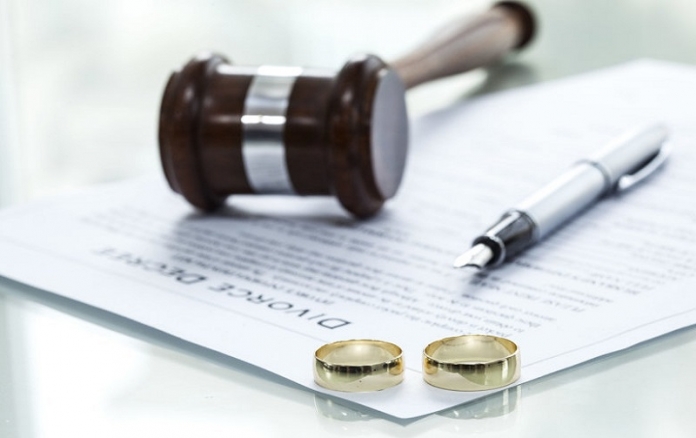 درخواست طلاق به‌خاطر نداشتن پول عمل بینی