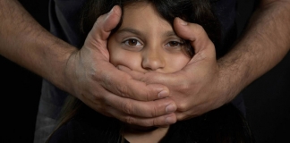 دختر ۵ ساله پس‌ از آزار شیطانی به قتل رسید / دستگیری پدر به عنوان متهم